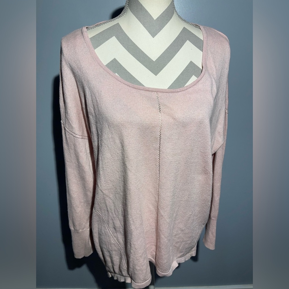 Jennifer Lopez Soft Pink Knit Top
